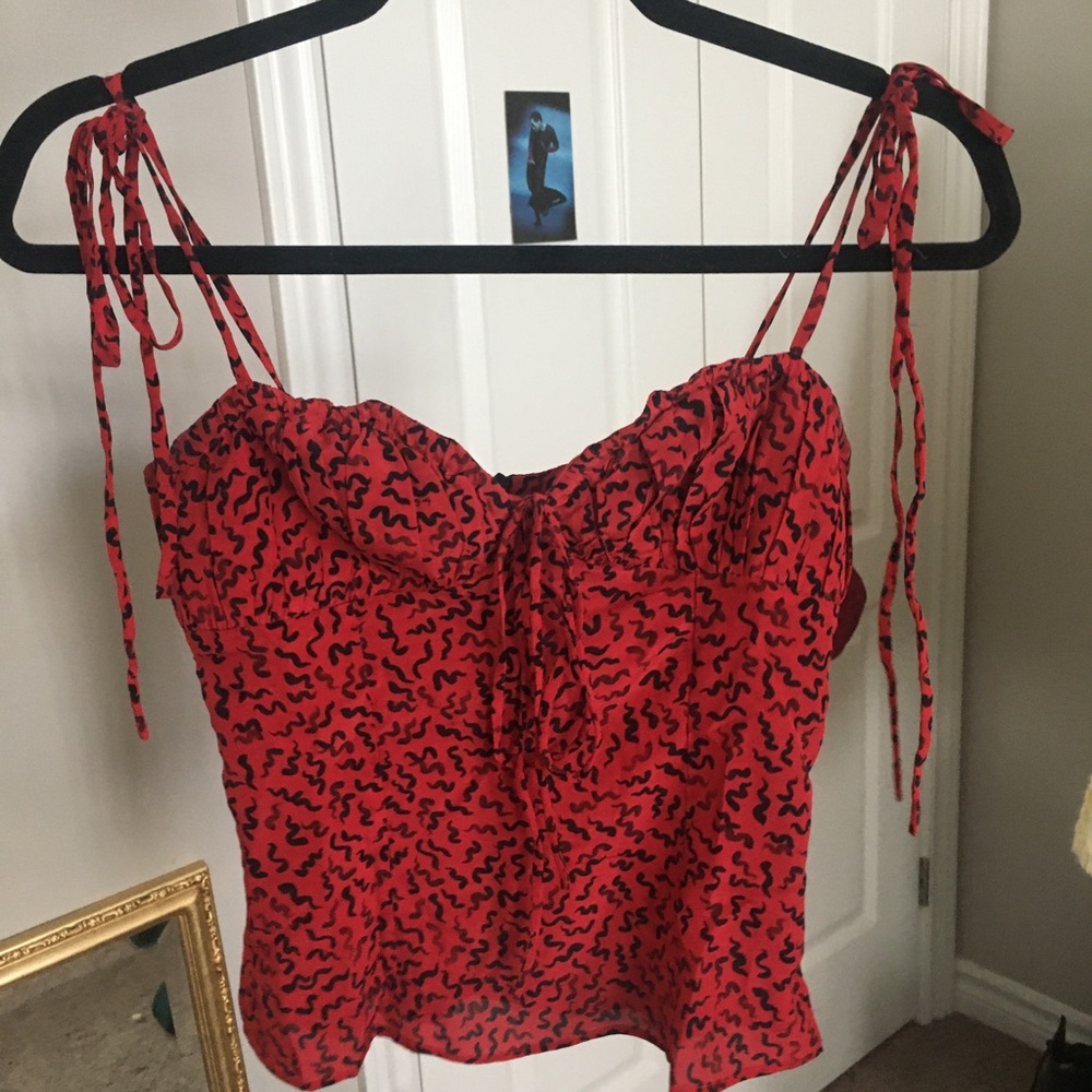 Réalisation Par Red Ana Top with Squiggle Pattern